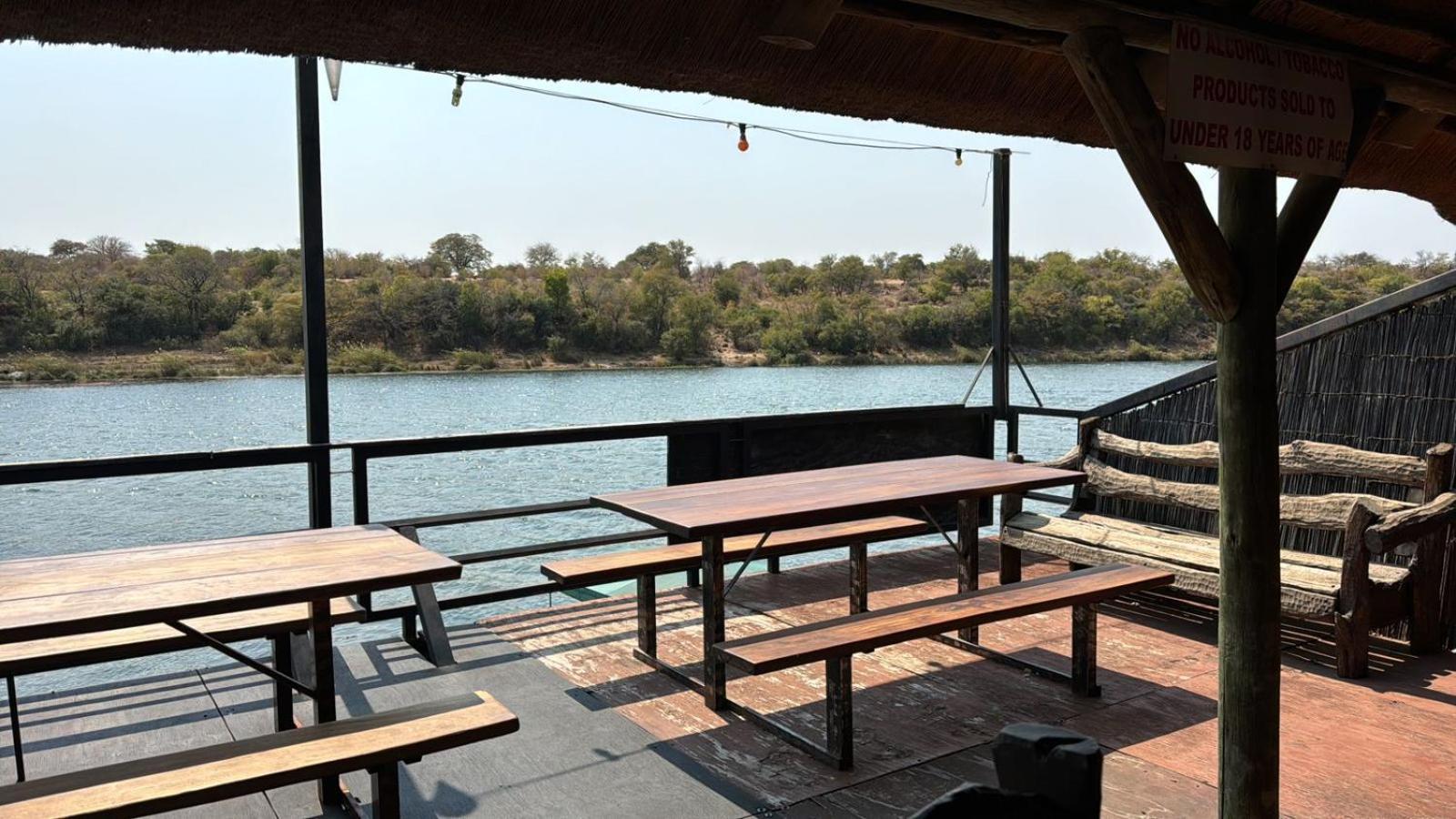 Camp Hogo Kavango Rundu Extérieur photo