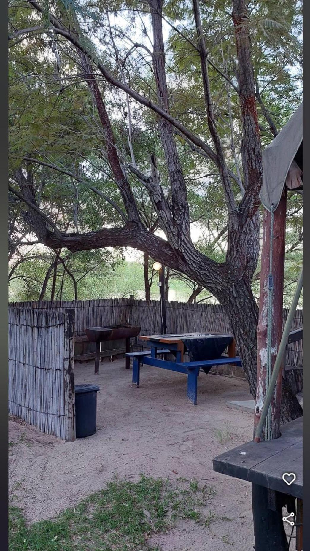 Camp Hogo Kavango Rundu Extérieur photo